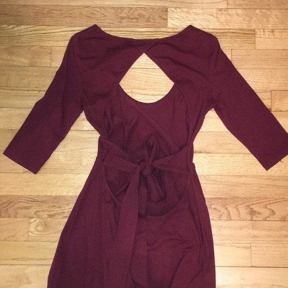 Burgundy Dress with Bow in the back - Picture 2 of 2